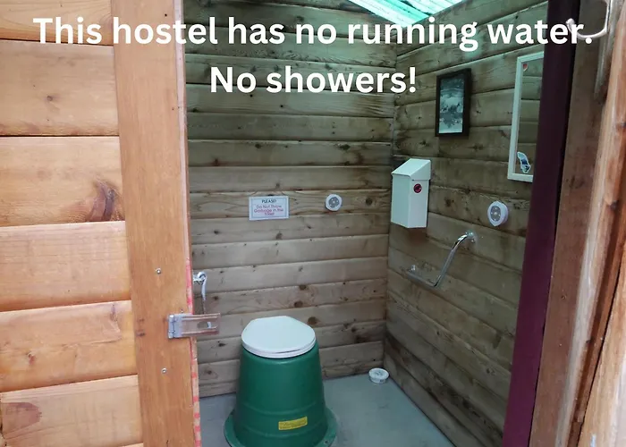 Hi Athabasca Falls - HostelHostel