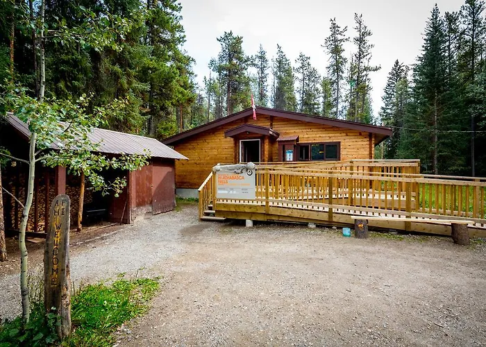 Hi Athabasca Falls - HostelHostel